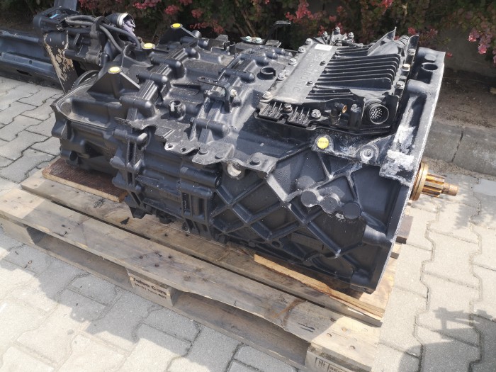 MAN  Skrzynia biegów 12AS-2331