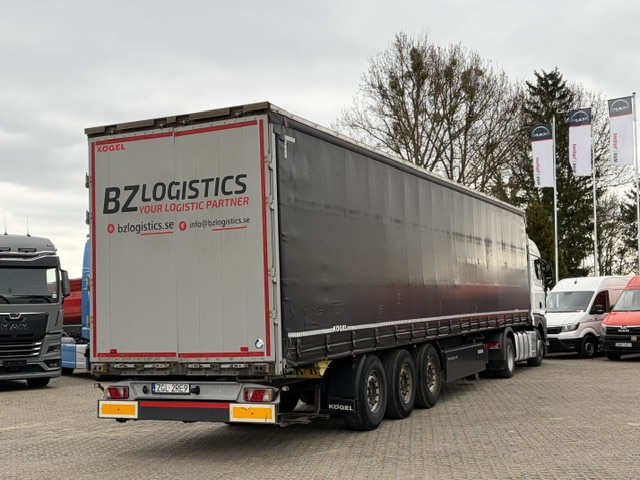  KOGEL  KURTYNA + DACH